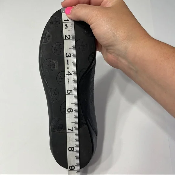 Tory Burch Flats Black with Gold Emblem - Picture 11 of 14